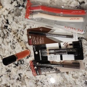 Makeup bundle